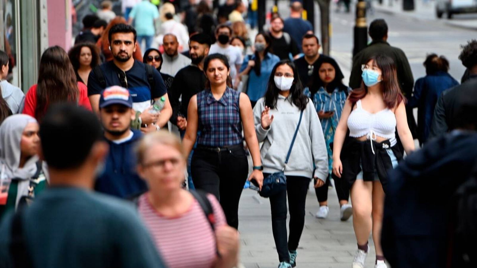 Los recuperados con una sola dosis no podrán entrar en Reino Unido sin cuarentena