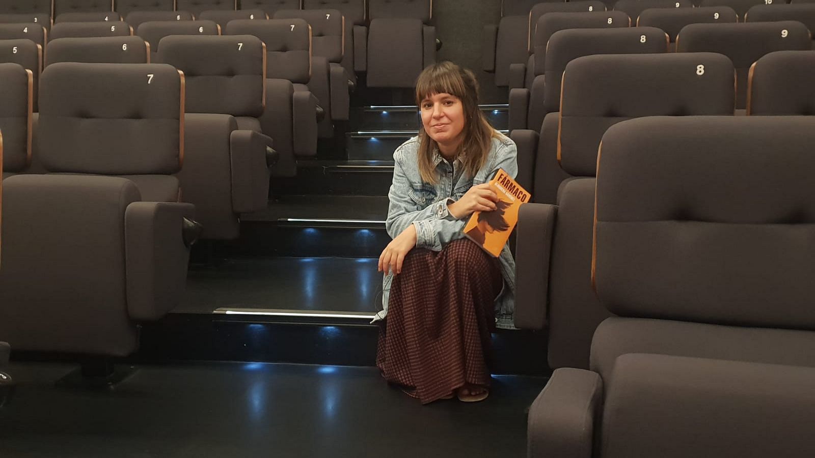 Entrevista a Almudena Sánchez, autora de "Fármaco" (Penguin Random House)