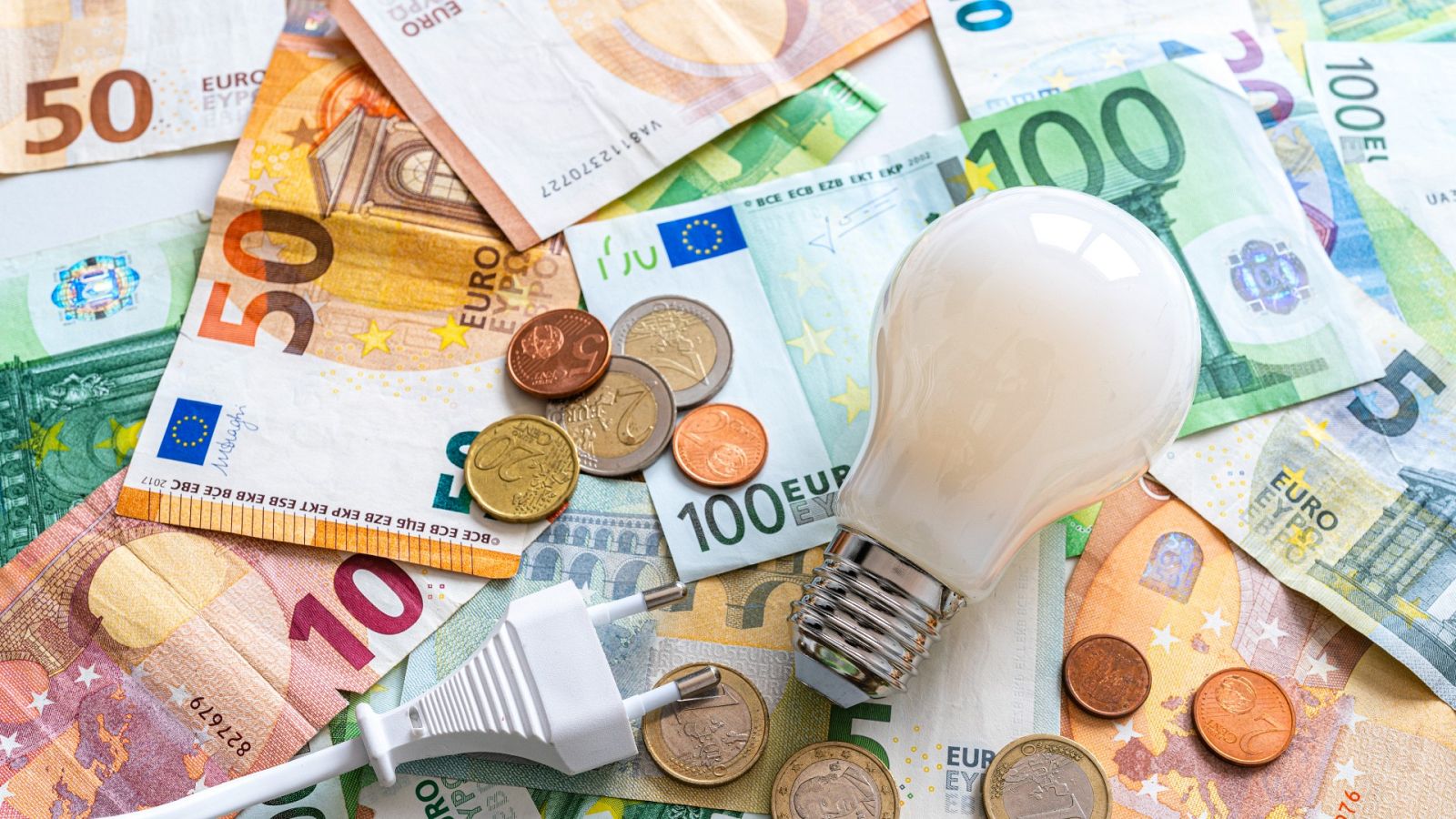 El precio de la luz sigue disparado en el mes de octubre