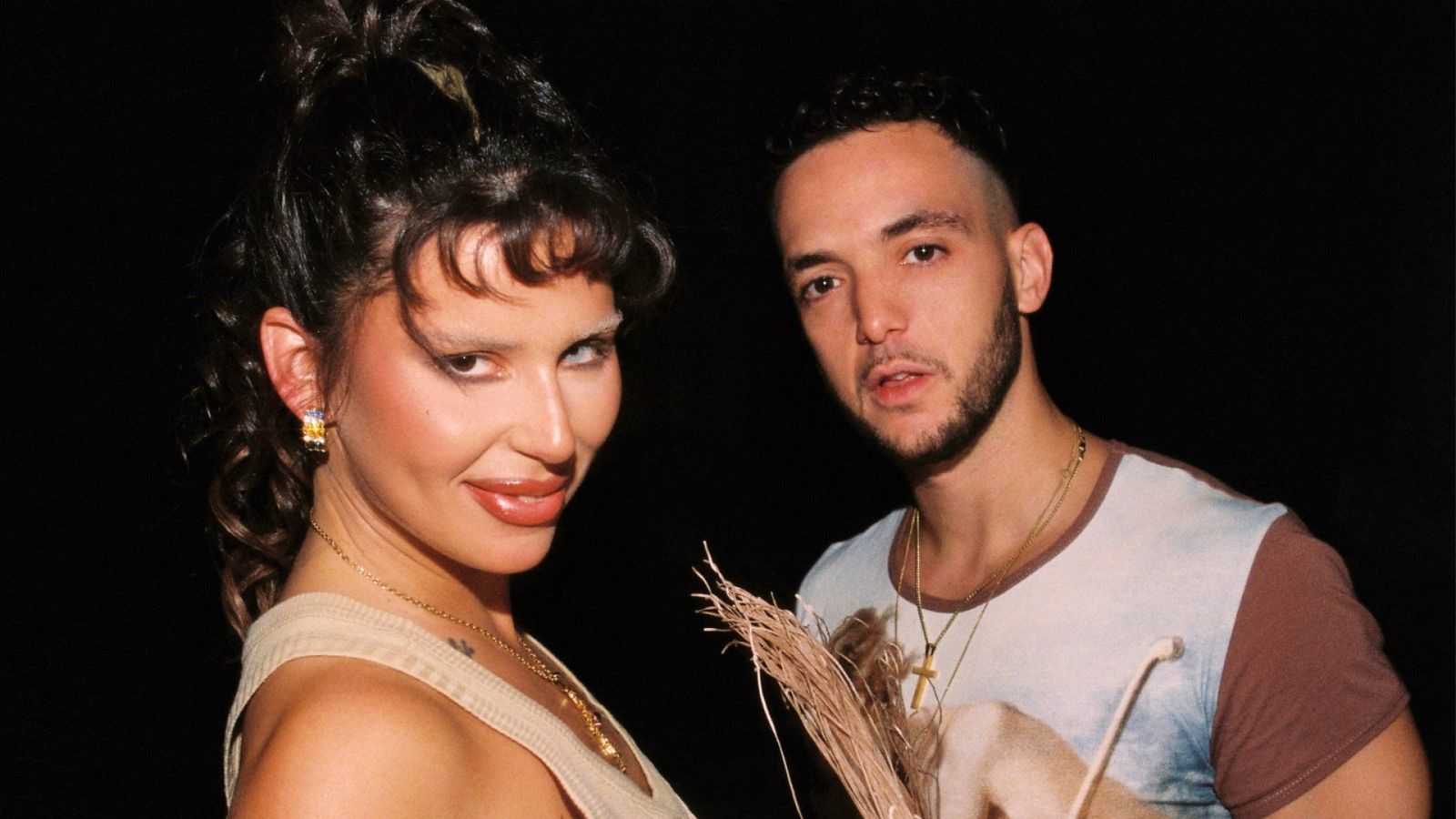 C. Tangana, Nathy Peluso y la simbología detrás de "Ateo", su último éxito