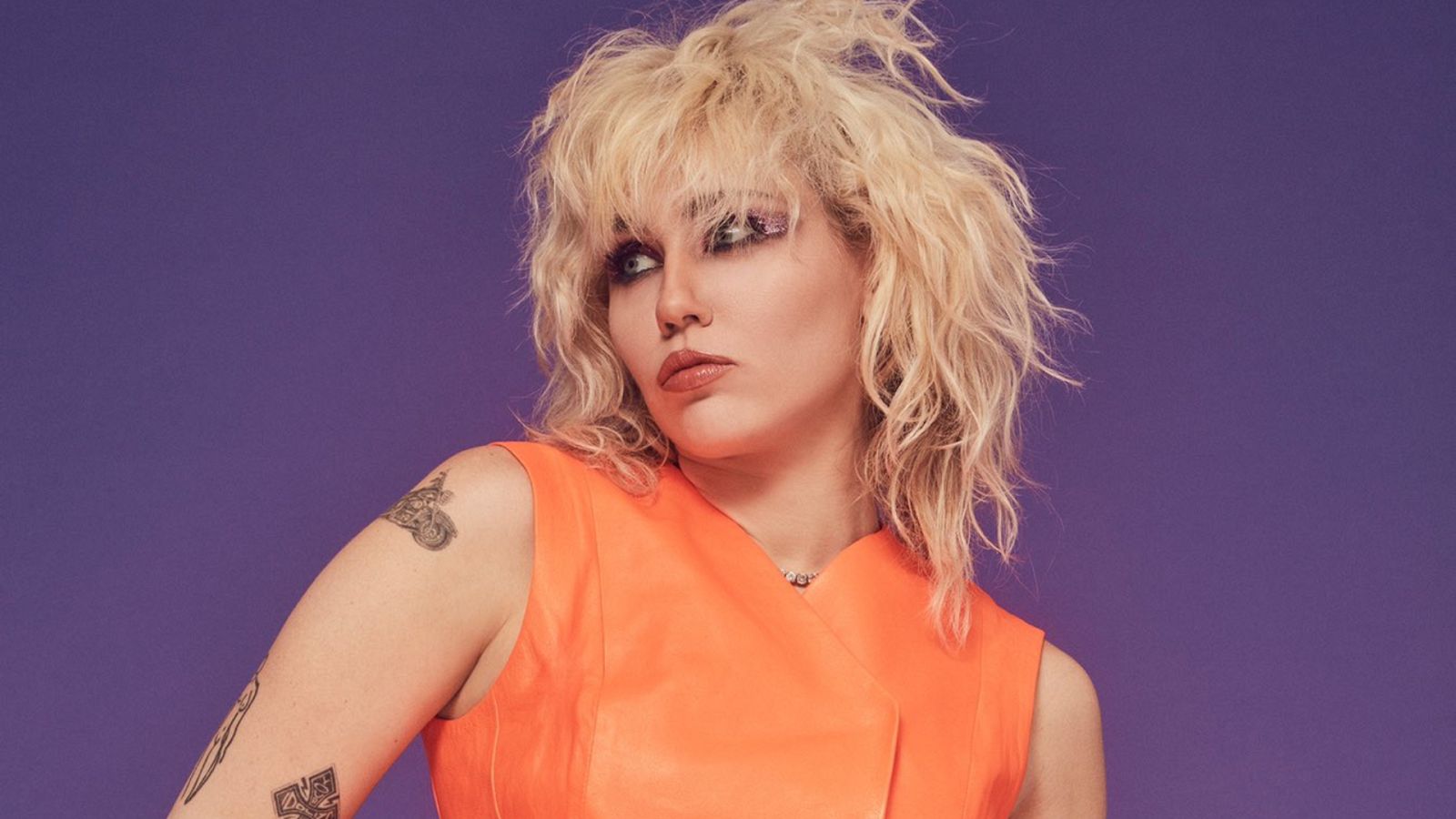 Miley Cyrus: "A veces sigo siendo una persona insegura"