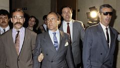 "¡Que te pego, leche!": radiografía del puñetazo de Ruiz-Mateos a Miguel Boyer