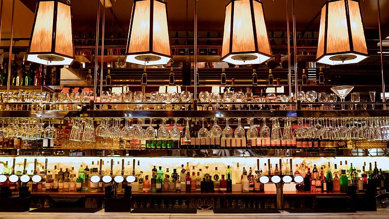 La hosteler�a empieza a acaparar alcohol por el "miedo" al desabastecimiento en Navidad