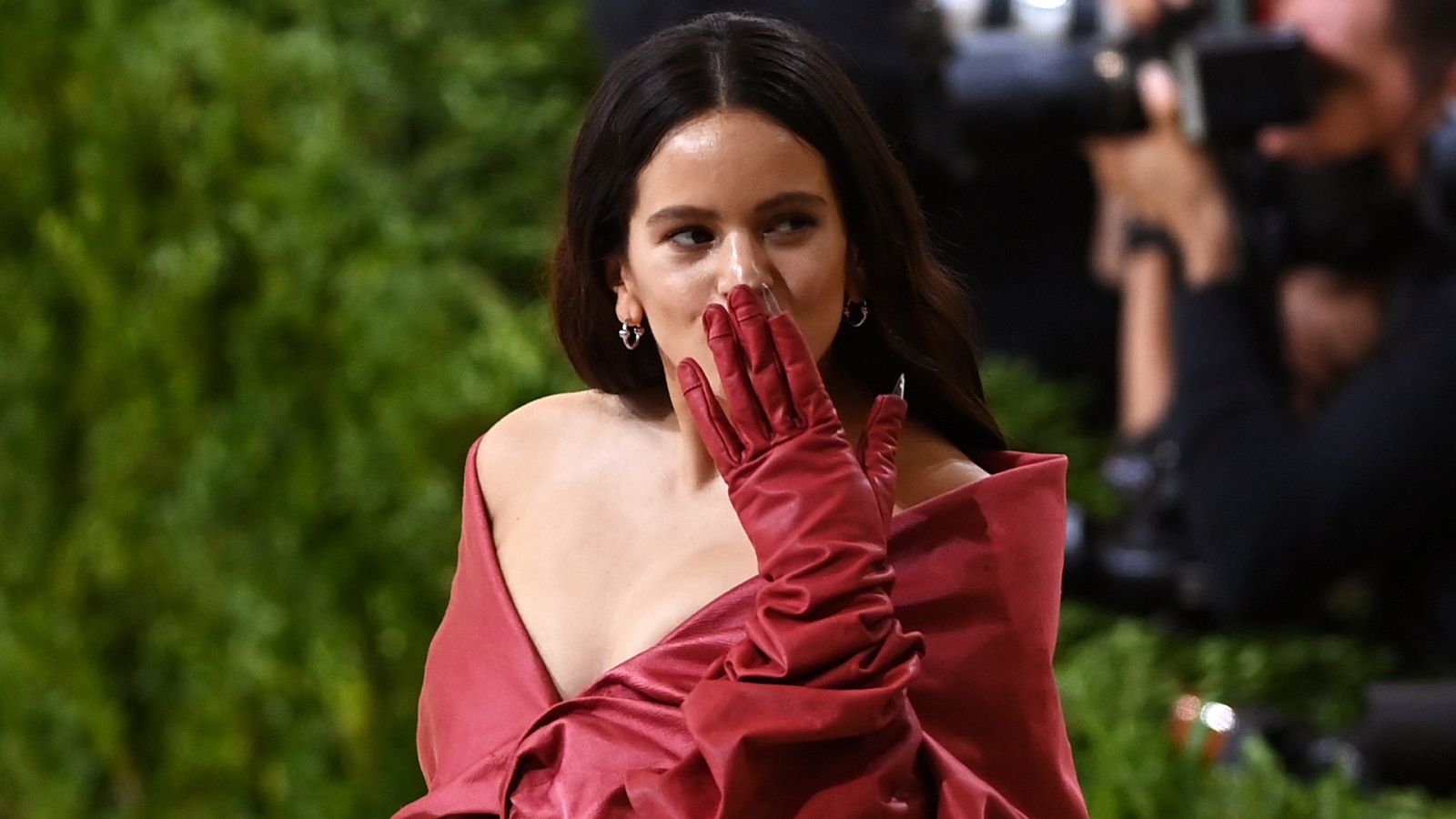 Rosalía anuncia el lanzamiento de 'Motomami' para 2022