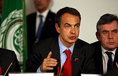 Zapatero pide a Obama "un nuevo enfoque" de la política de EE.UU. en Oriente Próximo