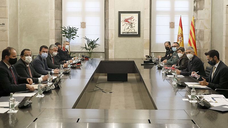 El Gobierno y la Generalitat de Cataluña pactan aumentar en 3.739 agentes la plantilla de Mossos