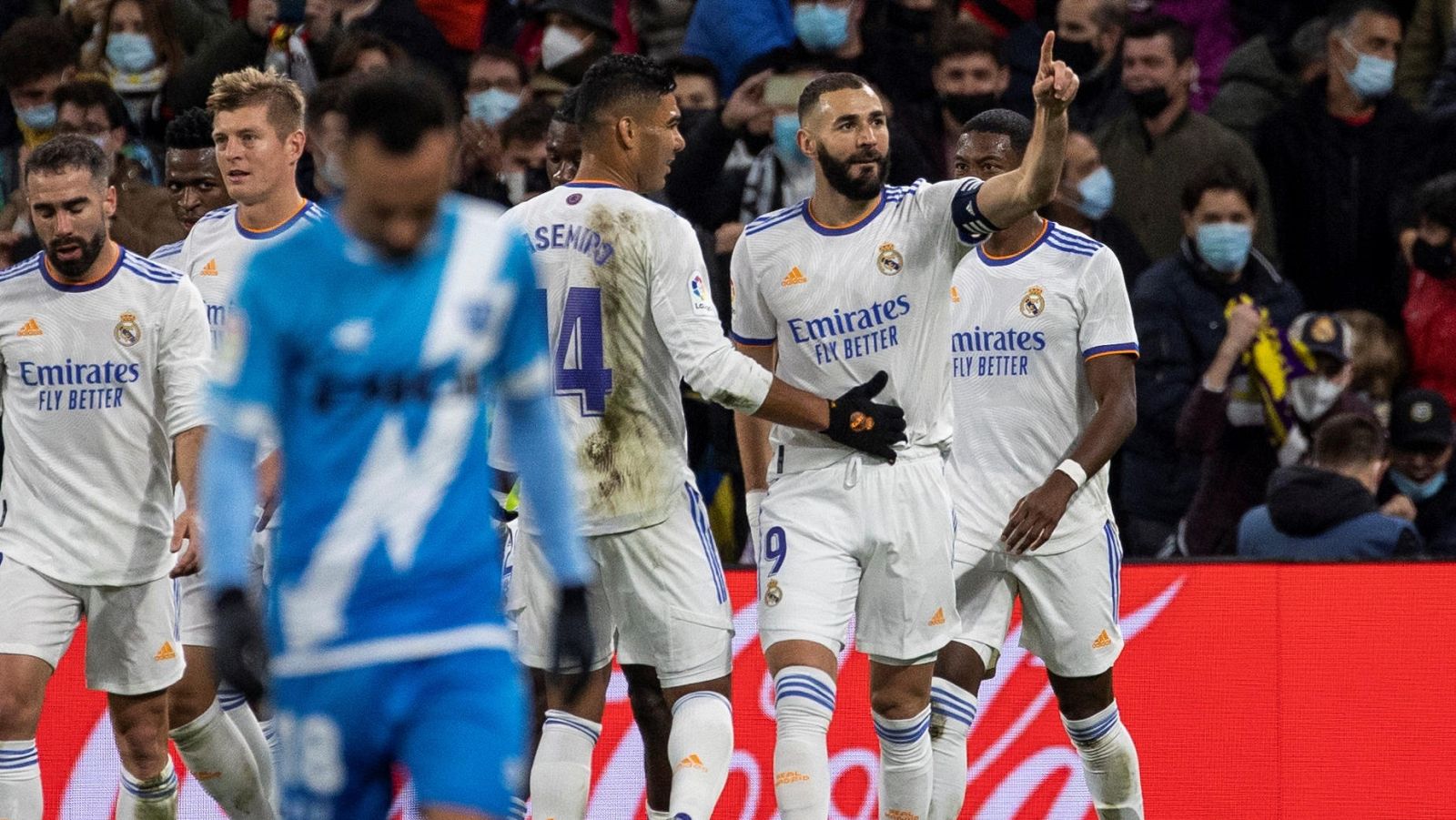 Benzema celebra su gol al Rayo