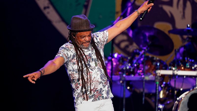 Muere Astro, miembro fundador de la banda británica de reggae UB40