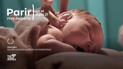 'Parir en el Siglo 21', el webdoc del Lab de RTVE.es, reconocido con dos premios en los Lovie Awards 2021