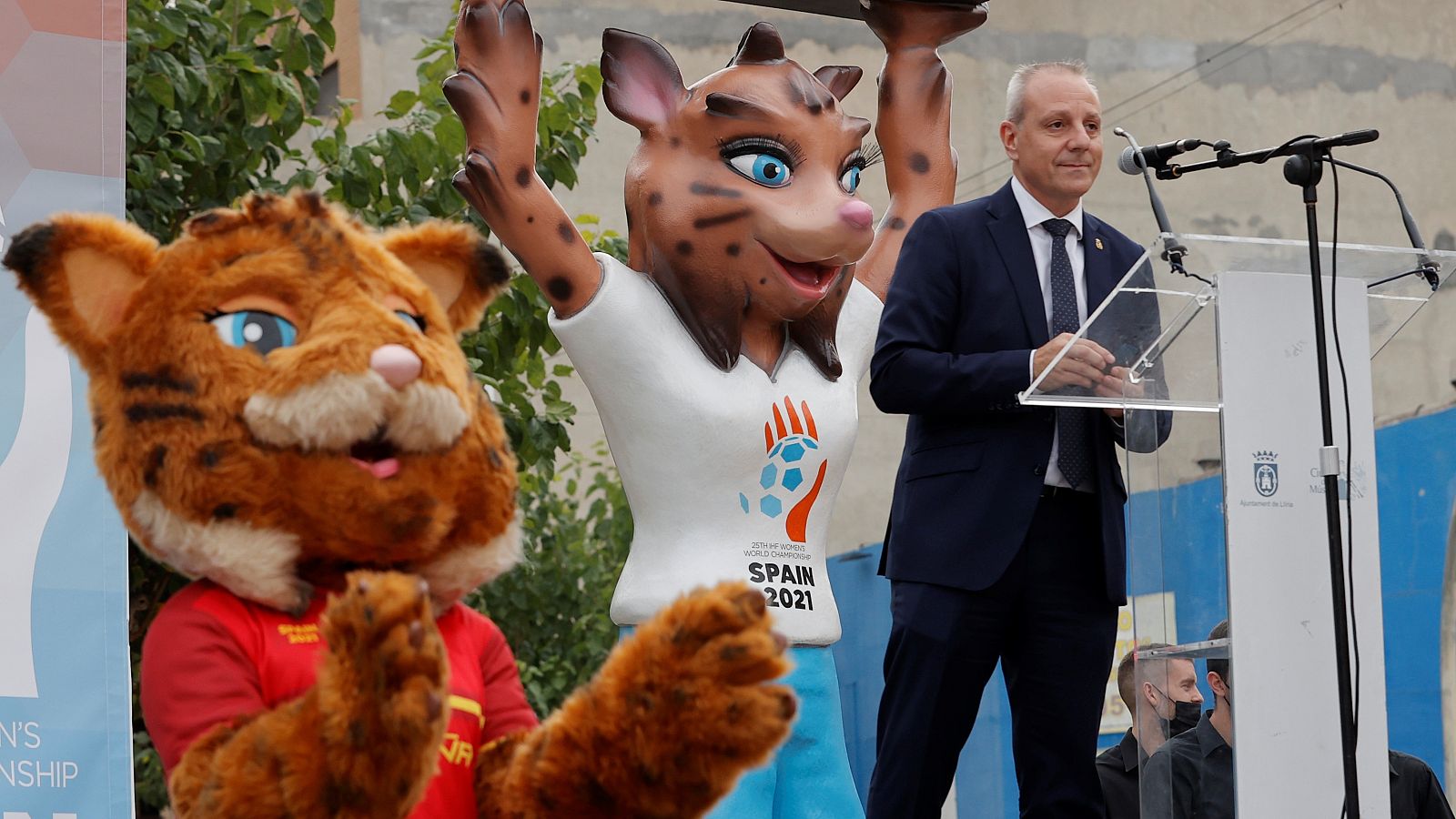 Presentación del Mundial de Balonmano femenino en Llíria