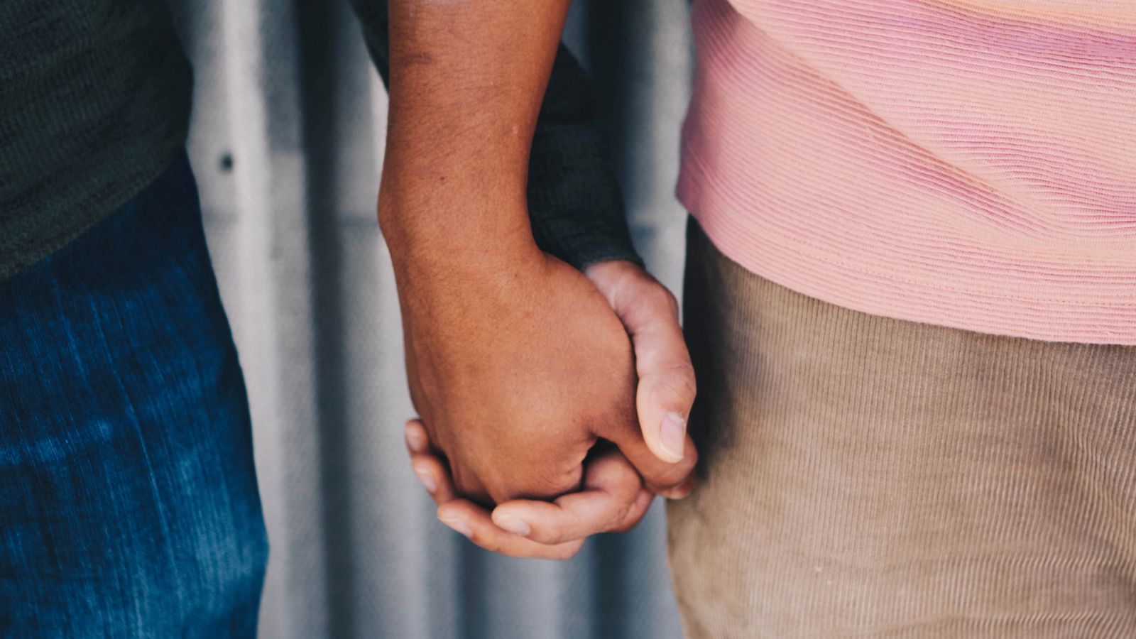 Nando López: "La literatura debe poner palabras donde otros ponen miedo"