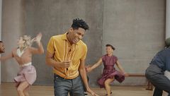 Jon Batiste, voz de las protestas raciales, lidera las nominaciones a los Grammy