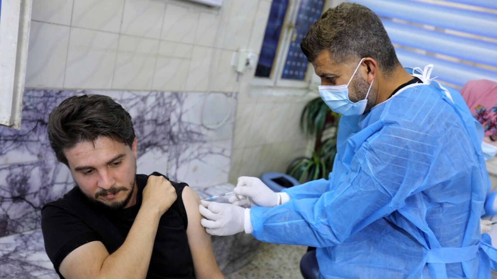 Vacunación contra la COVID-19 en Irak