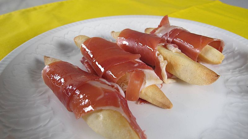 Recetas de Navidad | Mini baguette crujiente con jamón, un apetitoso snack