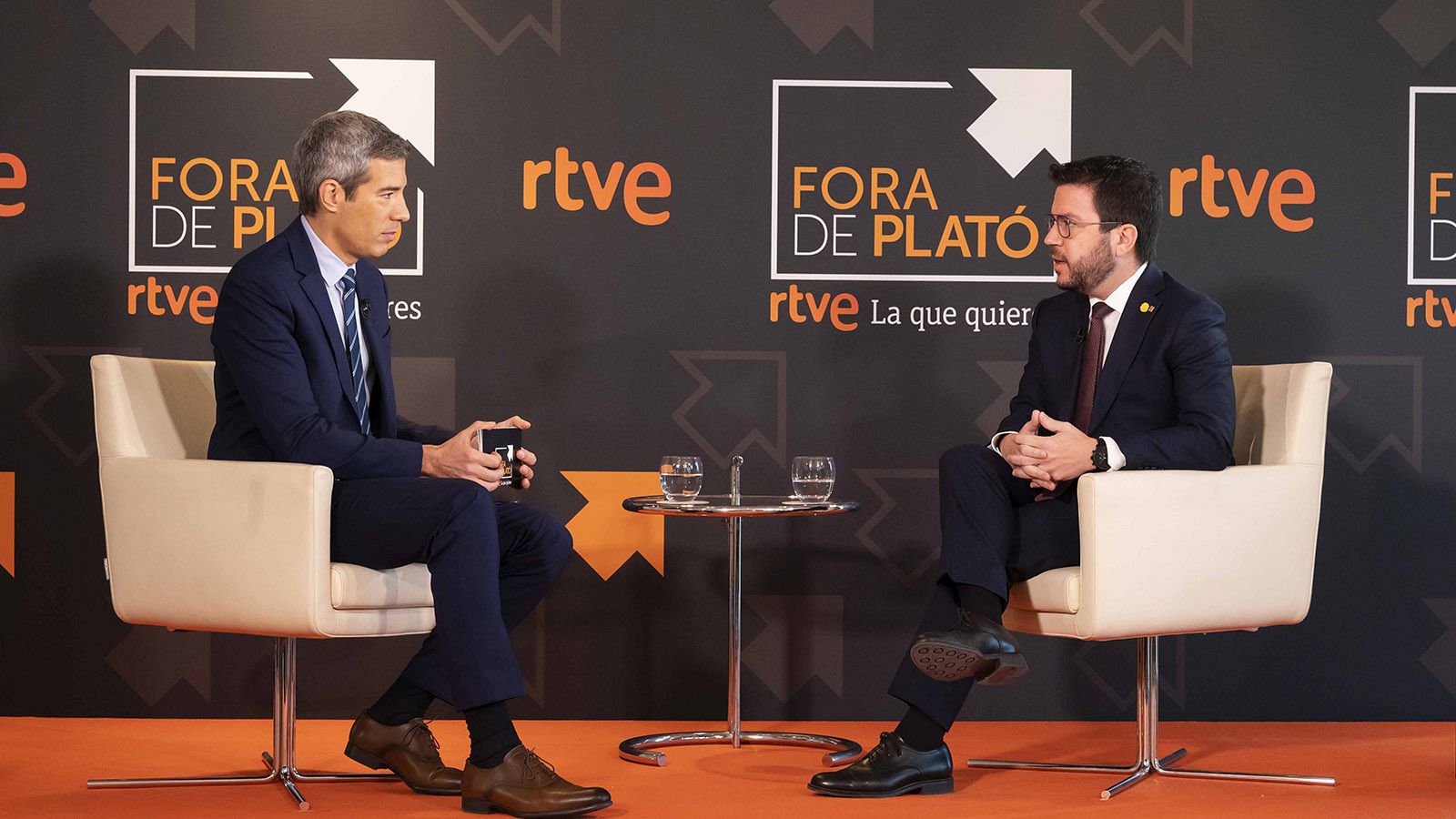 El presidente de la Generalitat de Cataluña, segundo invitado