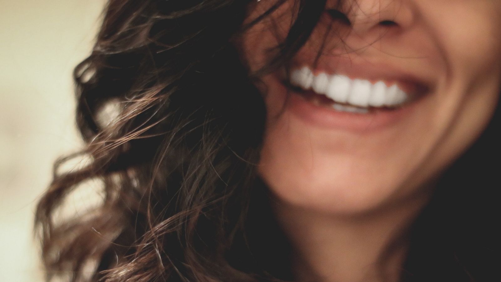 tratamiento-belleza-sonrisa-lesly-juarez