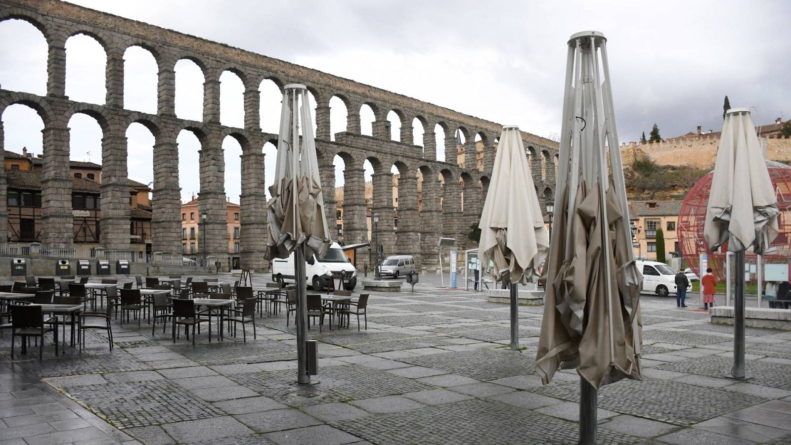 Imagen de archivo de Segovia, a los pies del acueducto