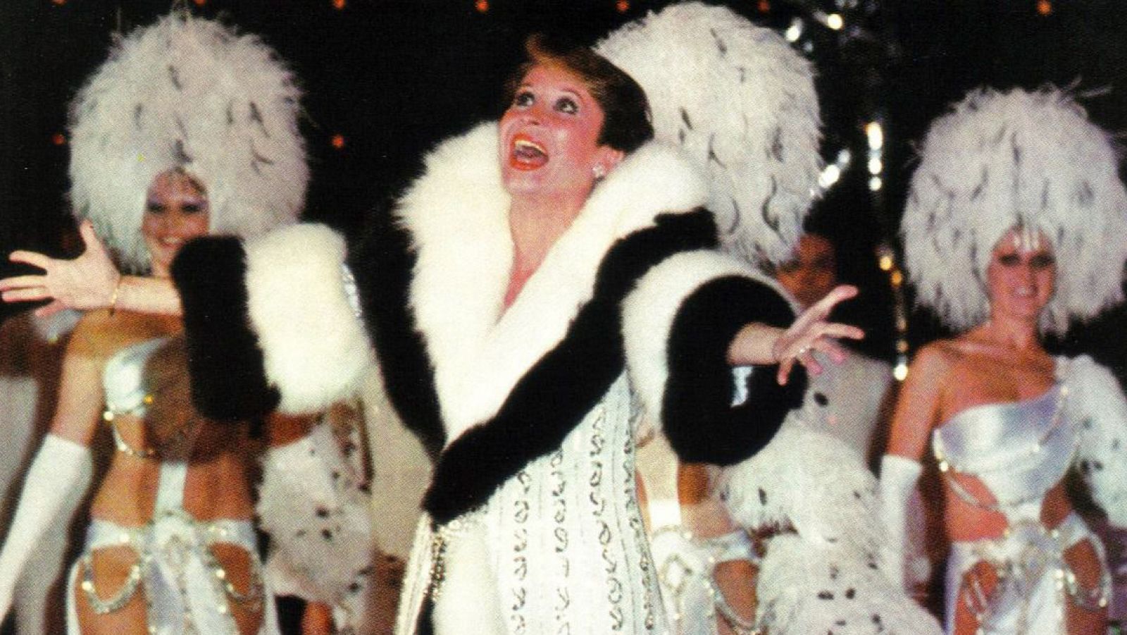 Lina Morgan: "Las pieles son lo que mas me gusta, debe ser por el frío que he pasado"