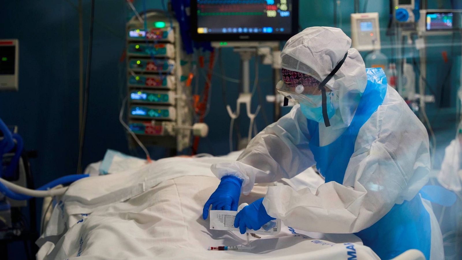 Imagen de archivo de la UCI del Hospital del Mar de Barcelona en abril de 2020