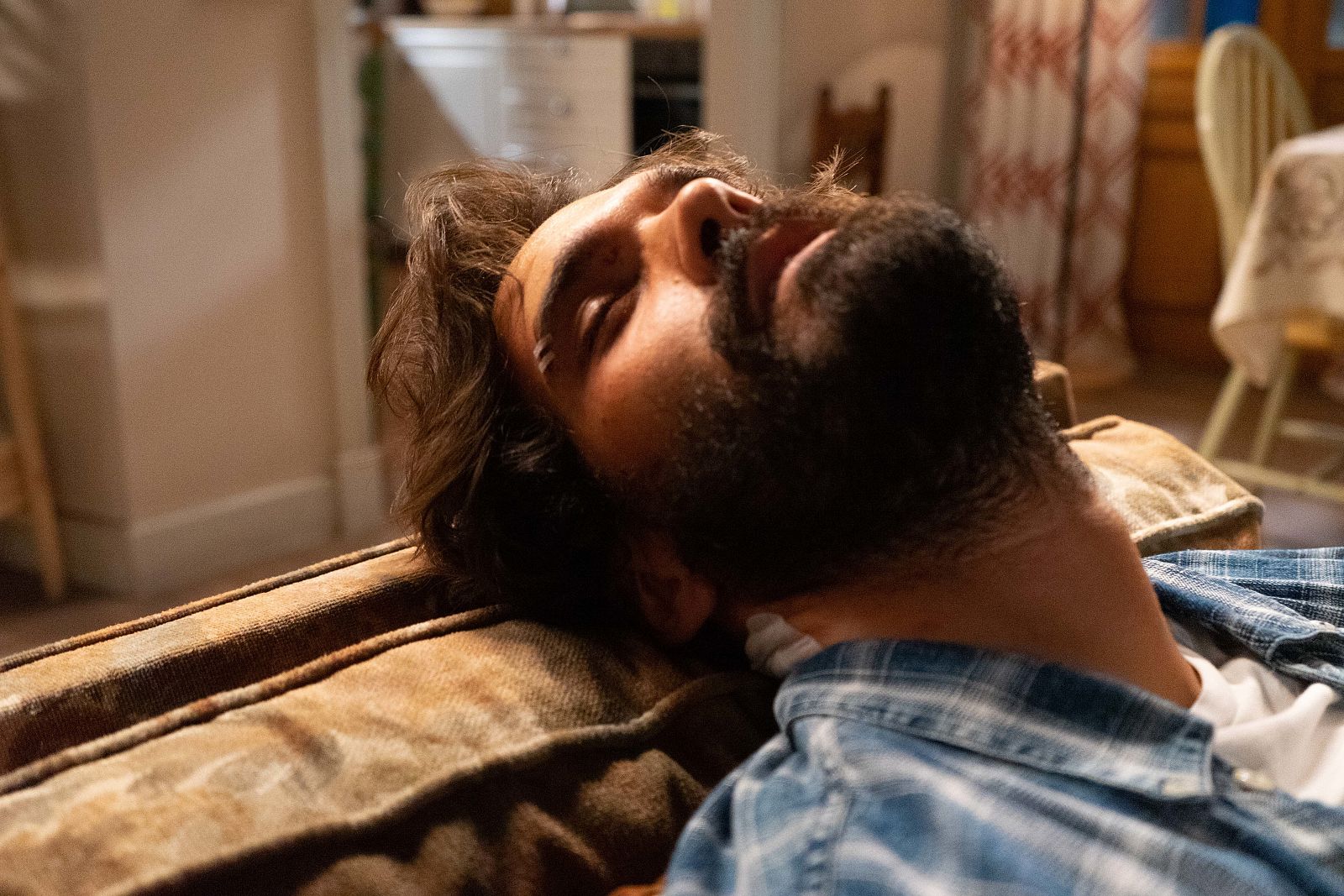 Foto: Tirso cae inconsciente en casa de Elena