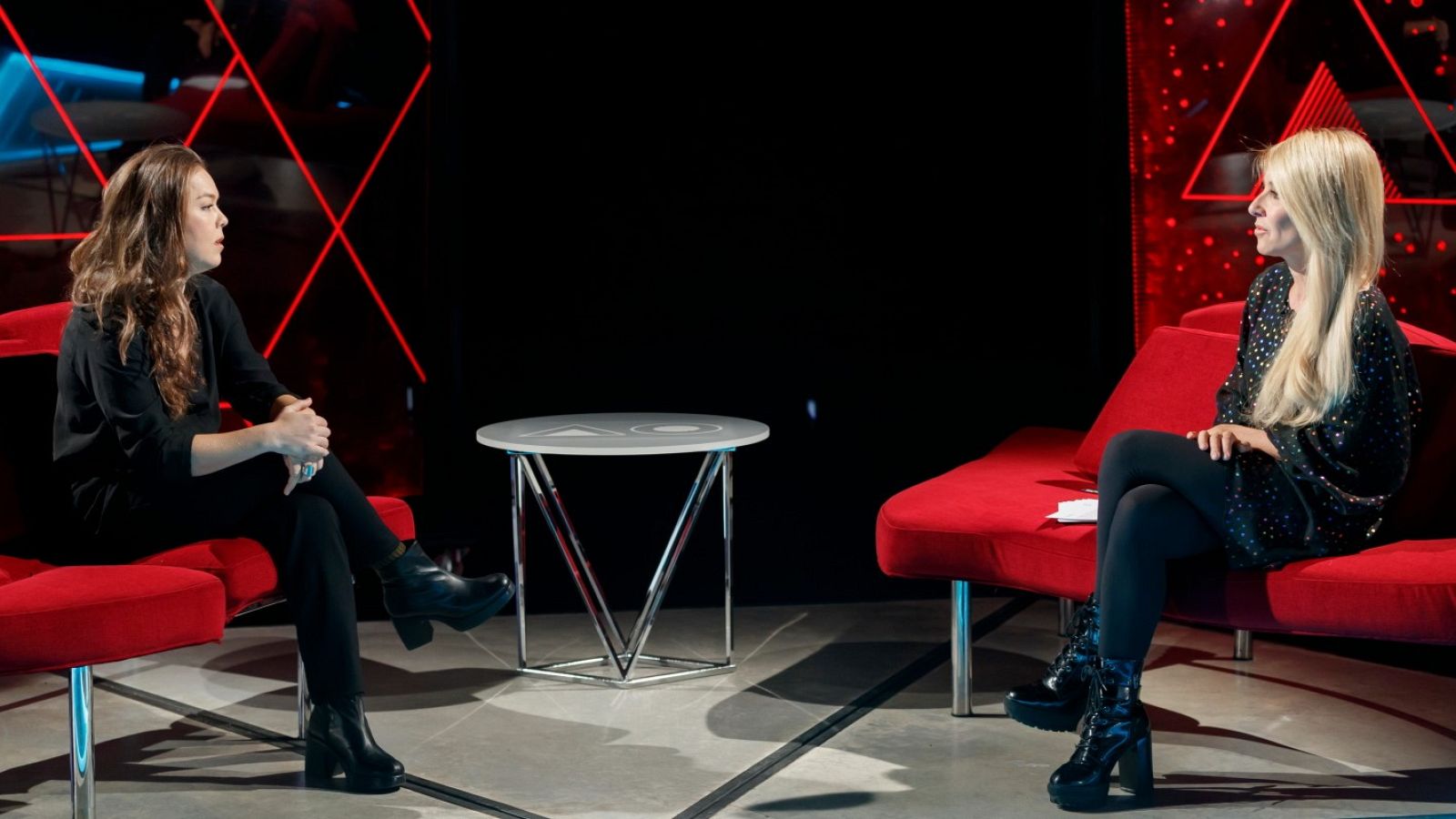 Atención Obras - Rocío Molina