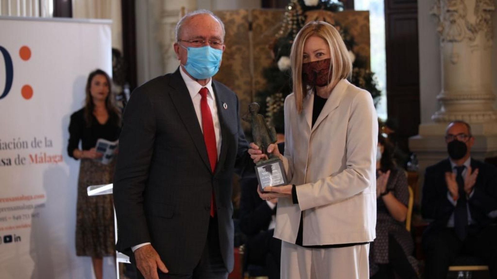 ctv-doo-premio-ciudad-malaga-a-pepa-fernandez-2-cms