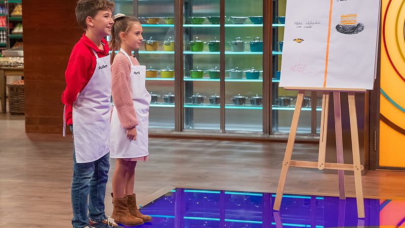 Abril, el brilli brilli y sus lazos de la suerte en MasterChef Junior