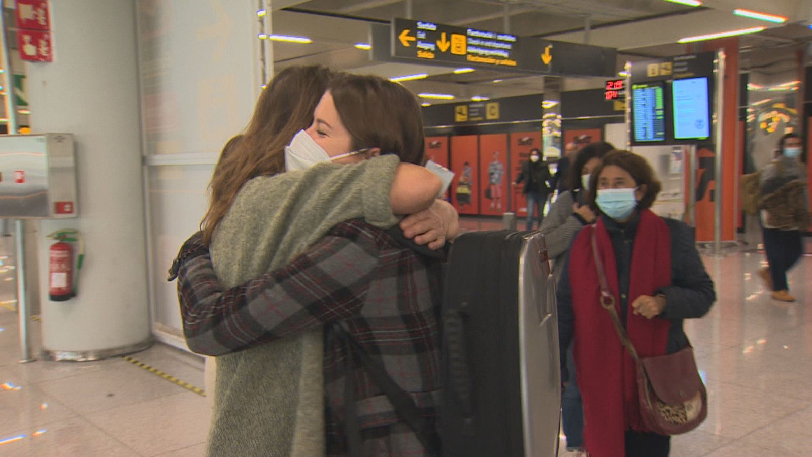 ctv-i73-bal-mll-llegadas-aeropuerto-br-inf-tve frame 7433