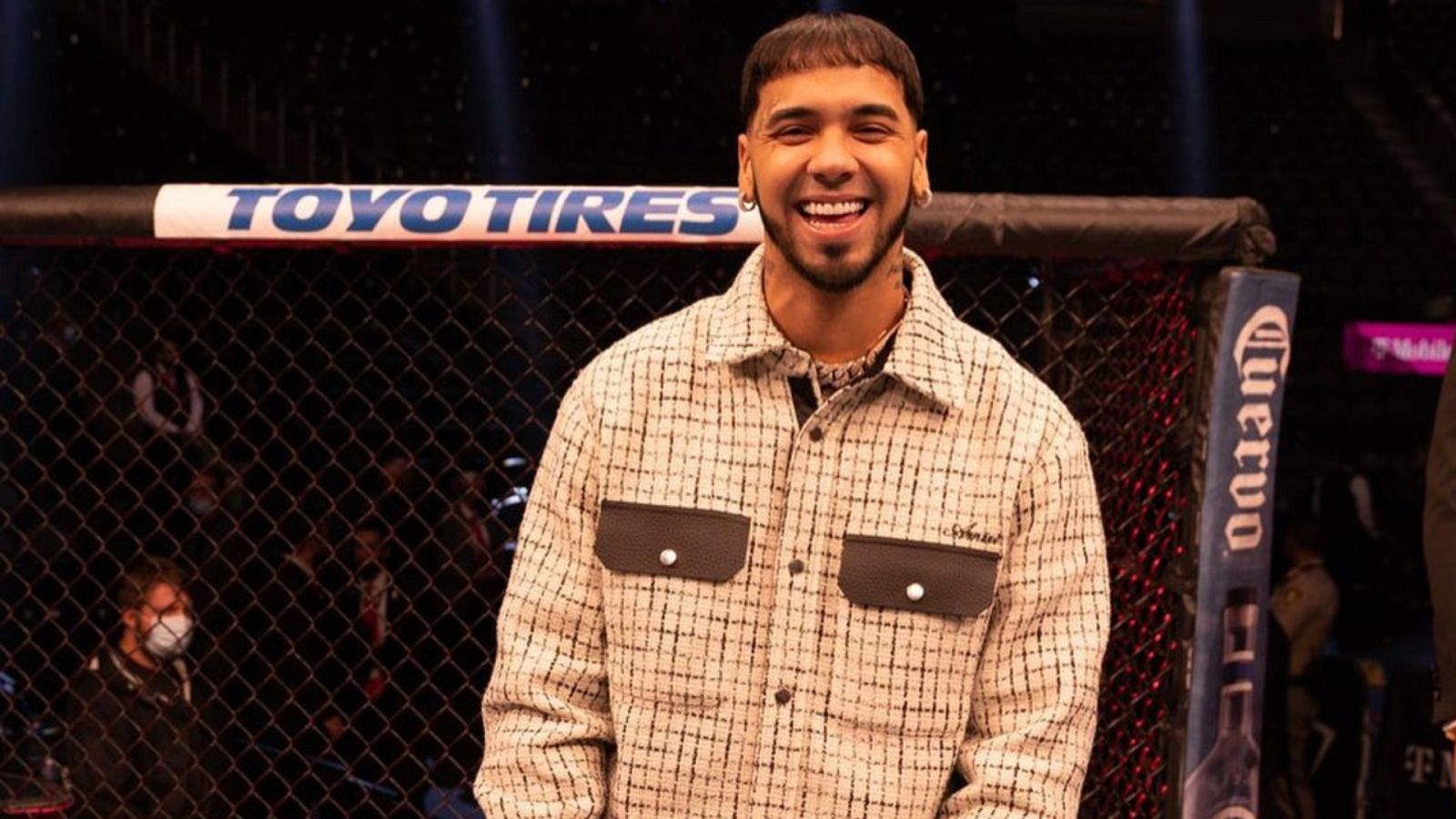 Anuel AA y narra la historia detrás de su arresto