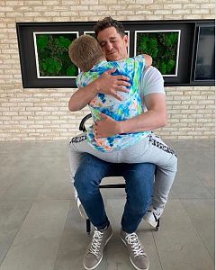 Michael Bublé se derrumbó cuando supo que su hijo de 3 años tenía cáncer