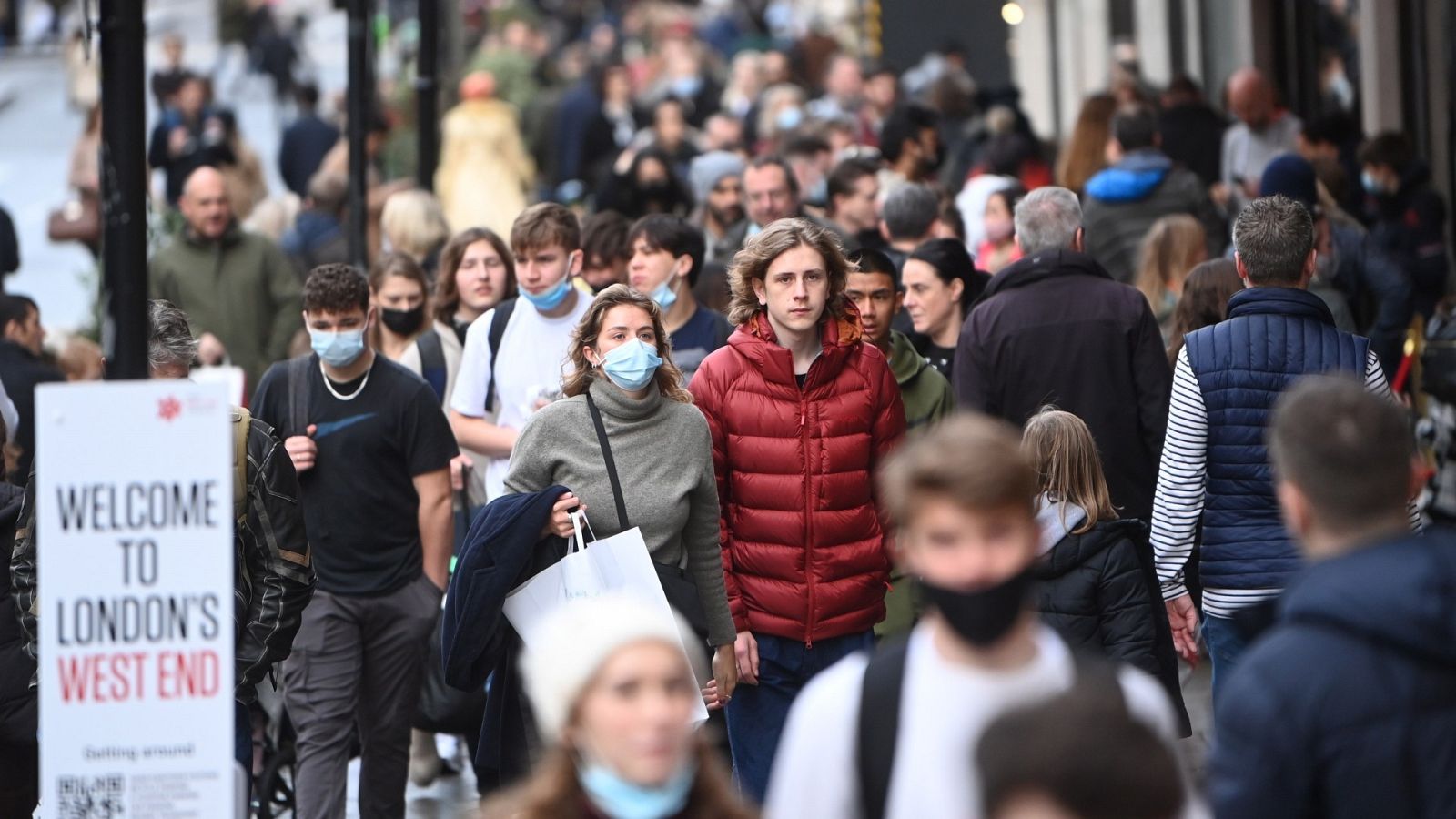 Reino Unido ha computado 194.747 nuevas infecciones este miércoles