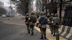 Kazajistán: casi 8.000 detenidos en unas protestas que el Gobierno califica de "ataque terrorista"
