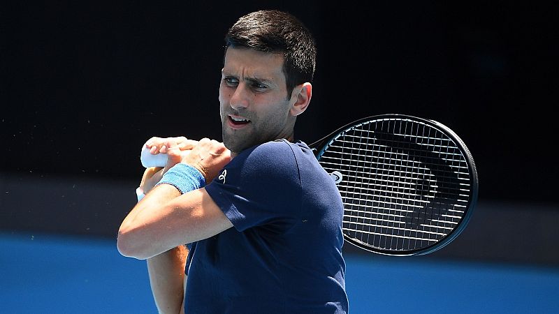 Djokovic admite que hubo "un error" en su documentación para entrar a Australia