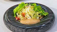 Receta de Ensalada de perdiz en escabeche, hojas frescas y espuma de Módena de Carla