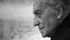 Muere Nino Cerruti a los 91 años, el genio que arrasó en la moda y el cine