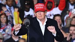 Trump sienta la base de la campaña electoral republicana en un mitin en Arizona