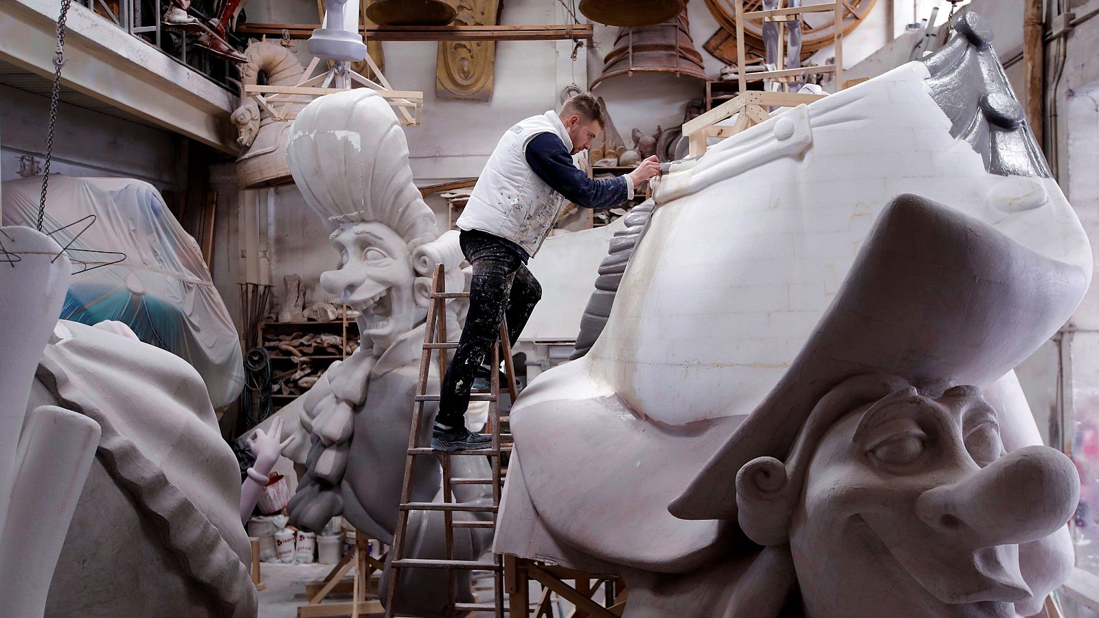 Artistas Falleros en crisis