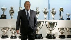 Toda la trayectoria profesional de Paco Gento en RTVE Play