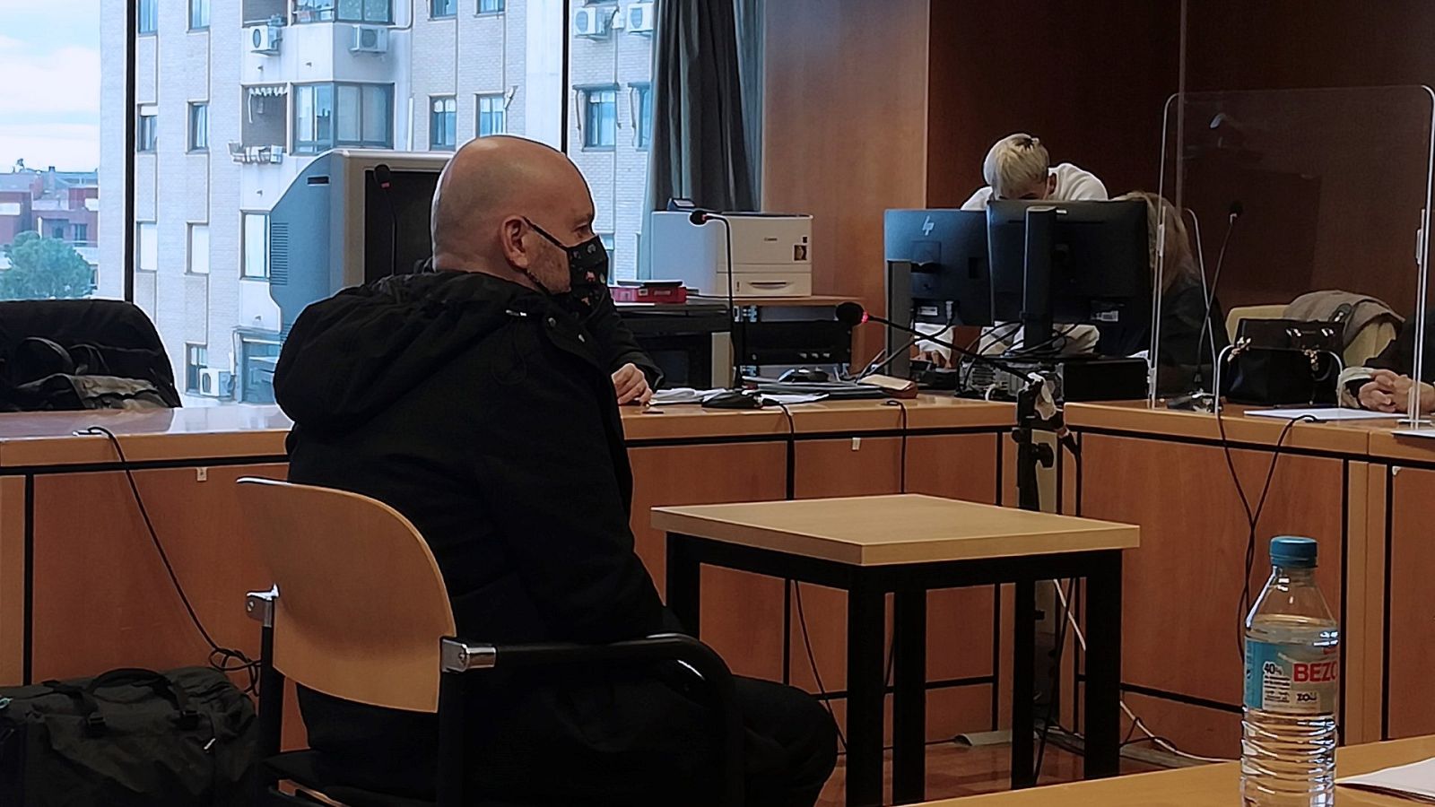 El escultor Enrique Tenreiro durante su declaración ante la Audiencia Provincial de Madrid