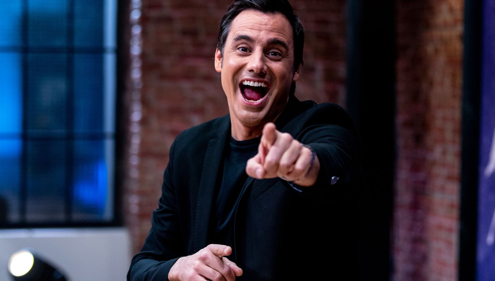 Ion Aramendi compagina 'Mejor contigo' y 'El cazador', ambos espacios en RTVE