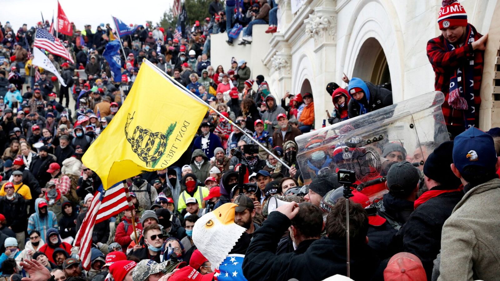 Trump fracasa en su intento de impedir la entrega de documentos sobre el asalto al Capitolio