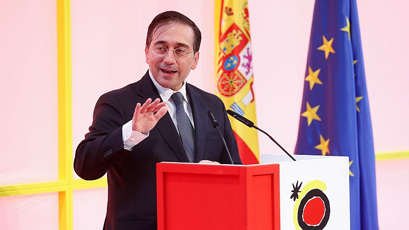 Albares pide comparecer de urgencia el martes en el Congreso para hablar de Ucrania