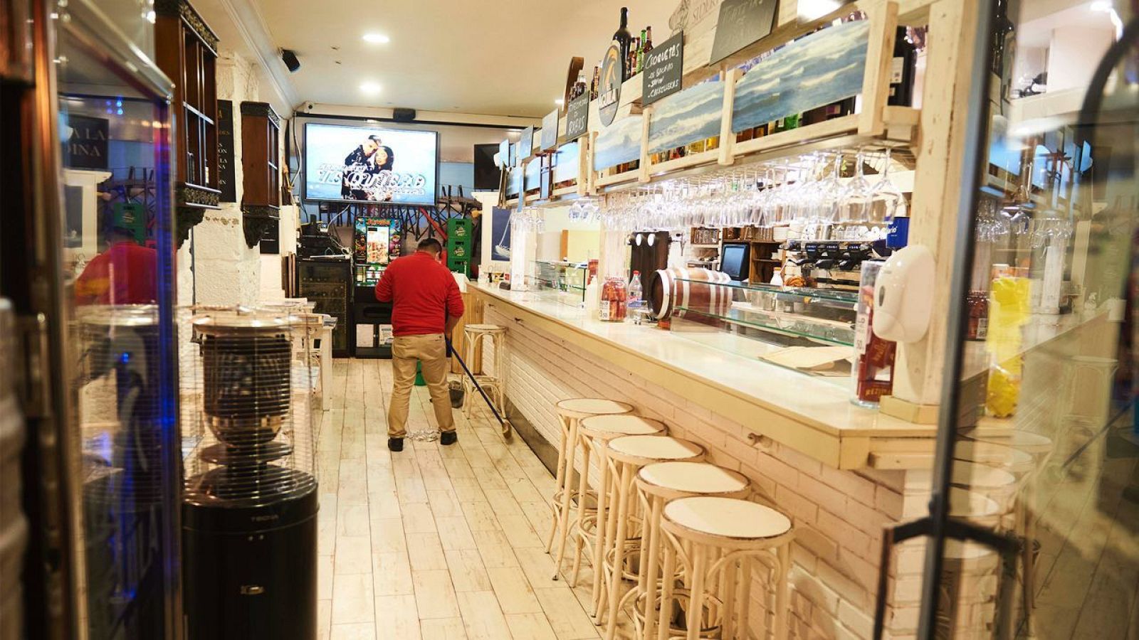 Restricciones en comunidades