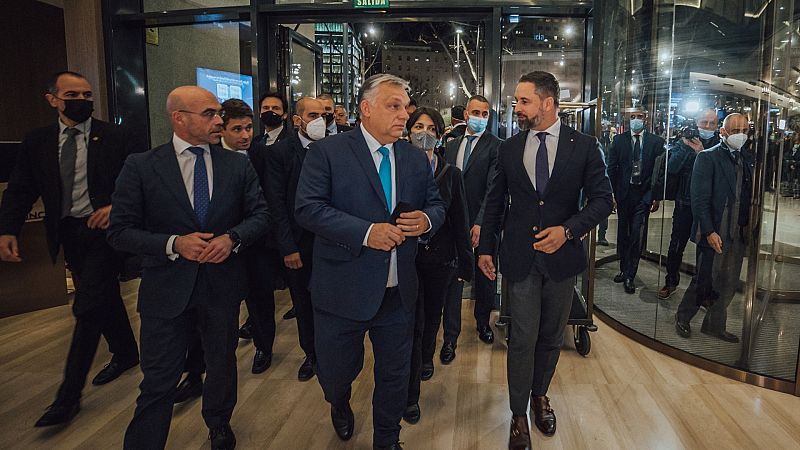 Abascal, Orbán, Le Pen y sus socios advierten contra los "ataques" a la UE: "Rusia nos conduce al borde de una guerra"