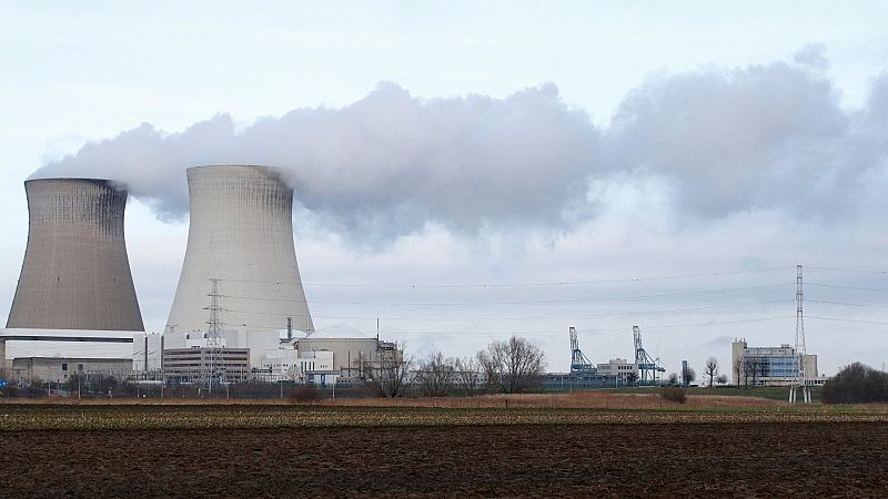 Bruselas mantiene su propuesta de etiquetar como verdes la energía nuclear y el gas pese al rechazo de expertos y España