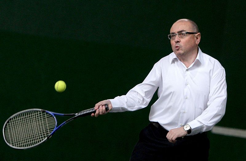 Madrazo, un pacifista atado al tripartito