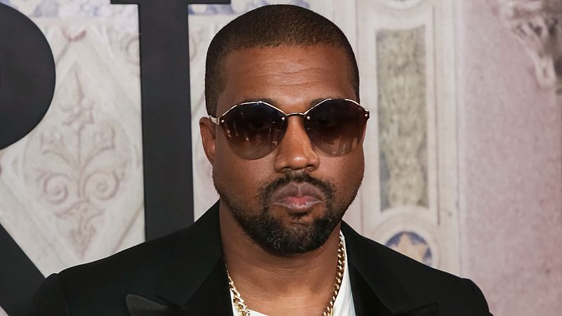 Kanye West crea su propio dispositivo para el lanzamiento de 'Donda 2': "Solo estará disponible en mi plataforma"