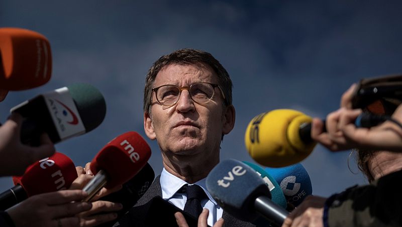 Feijóo llama a Casado a tomar decisiones "urgentes" y "difíciles": "La situación es de colapso"