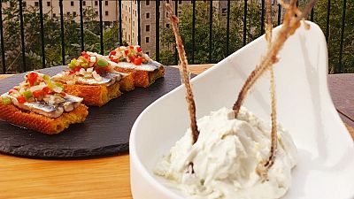 Receta de anchoas marinadas con vinagreta de pimientos 