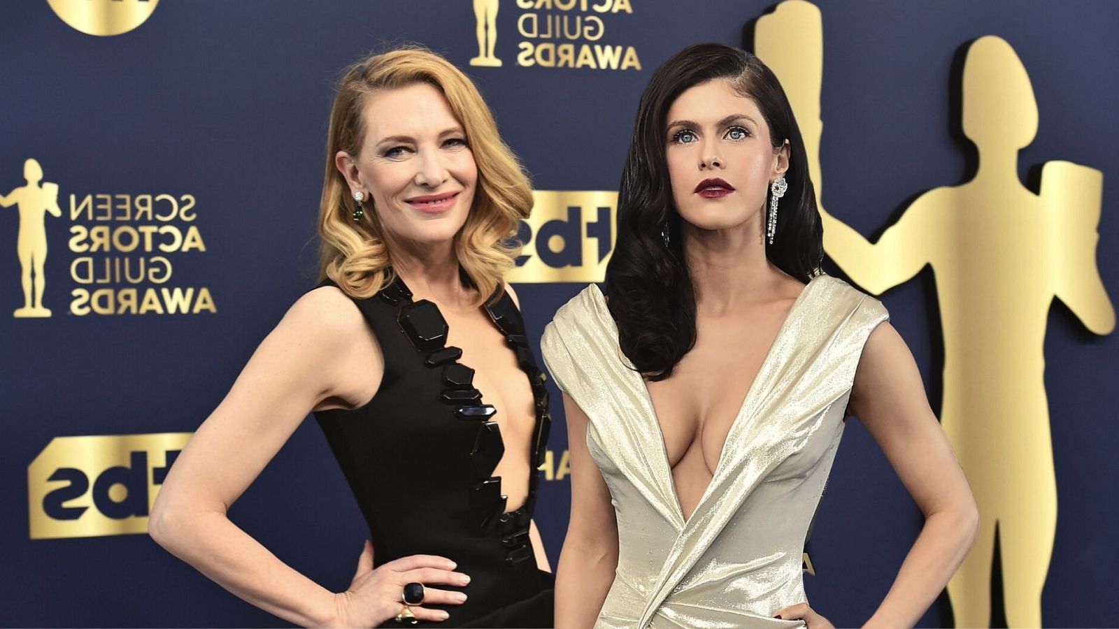 Cate Blanchett y Alexandra Daddario en los SAG Awards 2022